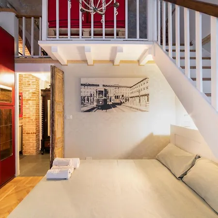 To-housing * Turijn